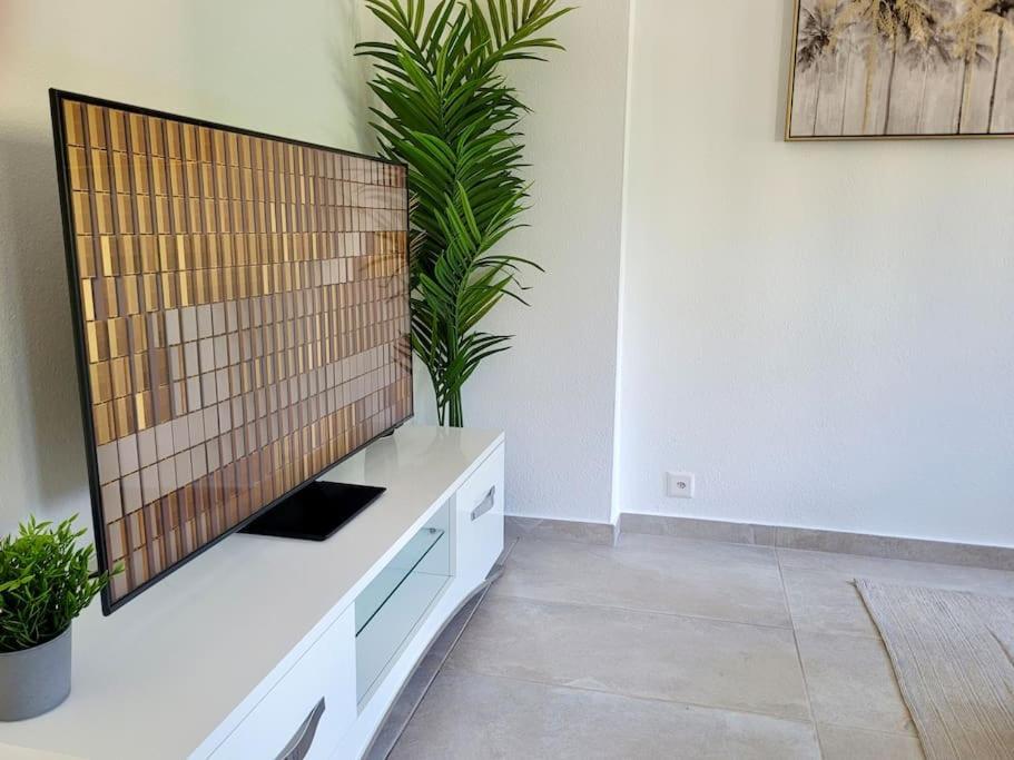 Apartment Palma - Central & Cozy With Free Private Parking لوغانو المظهر الخارجي الصورة